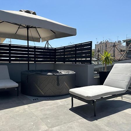T&T Luxury Apartments - Rooftop Jacuzzi Athens Exterior photo