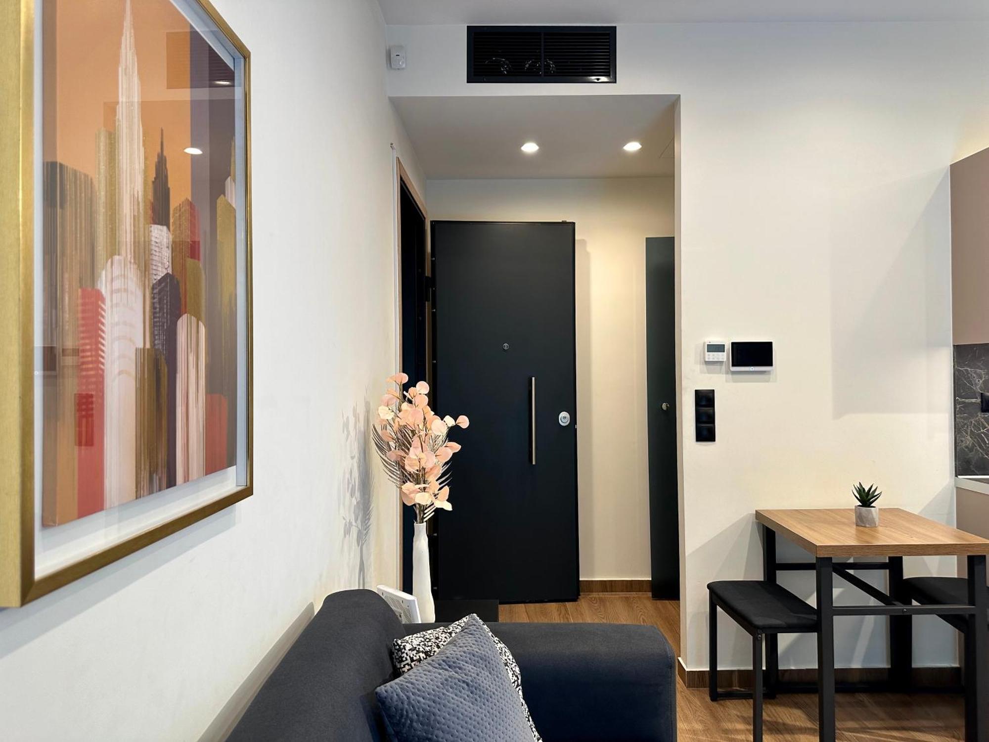 T&T Luxury Apartments - Rooftop Jacuzzi Athens Exterior photo